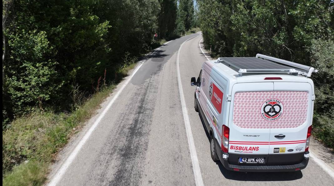 Konya’da eski bisikletler “Bisbulans” ile tamir ediliyor 2